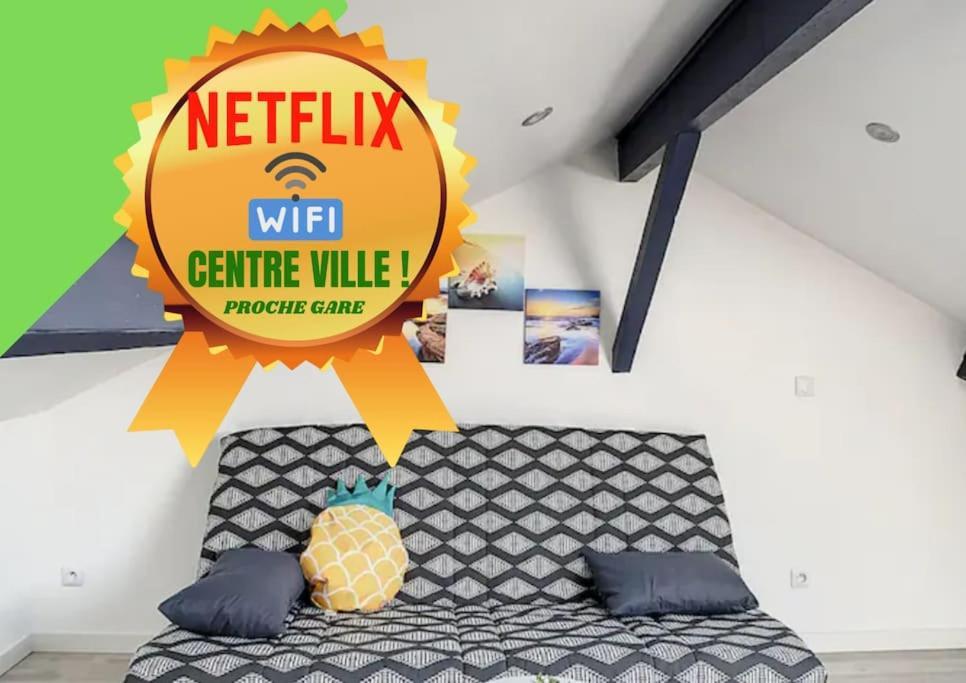 Atypique T1 Duplex - Wifi .Parking .Proche .Gare Apartment แซ็ง-ก็องแต็ง ภายนอก รูปภาพ